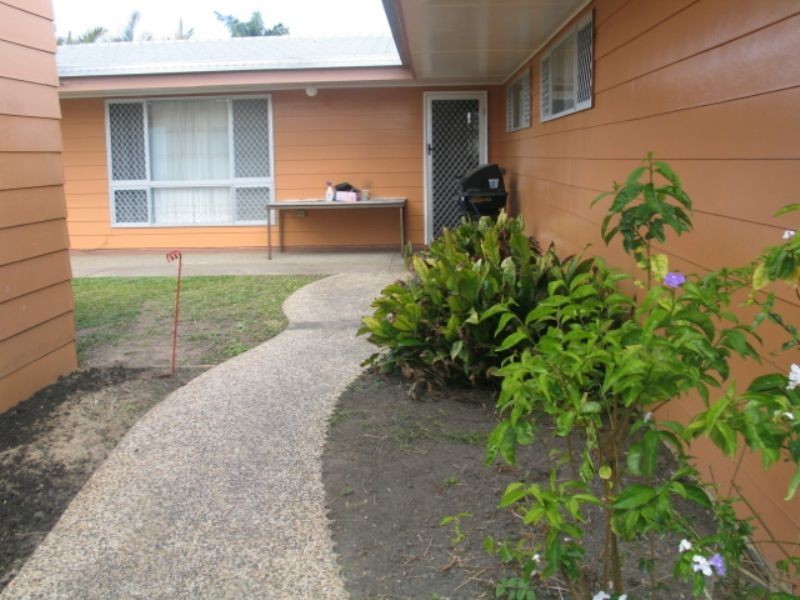 9 Joyce, Mcewens Beach QLD 4740