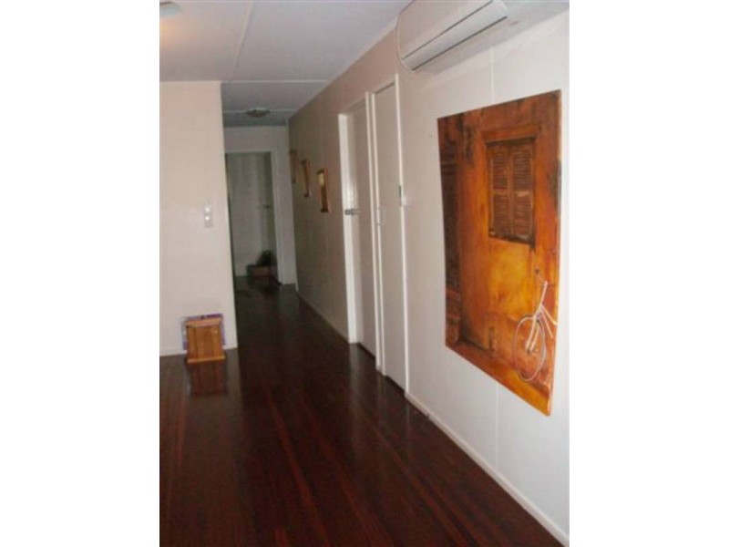 3 Bellarine Crt, Dysart QLD 4745