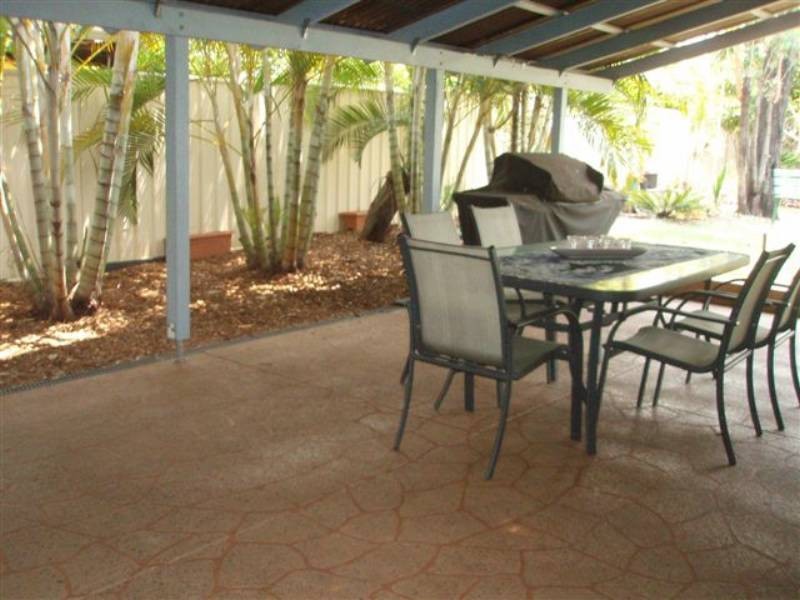 3 Bellarine Crt, Dysart QLD 4745