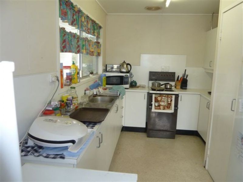 36 Middle Crescent, Dysart QLD 4745