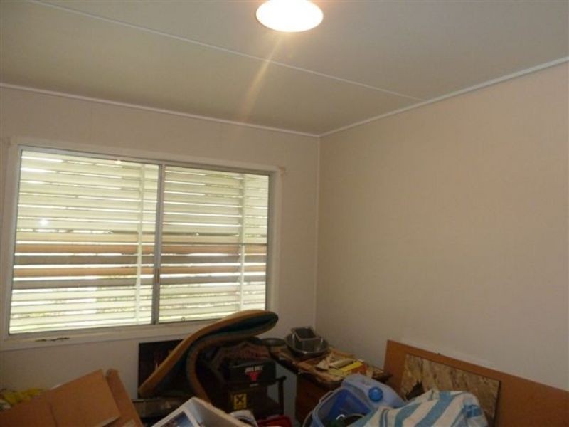 36 Middle Crescent, Dysart QLD 4745