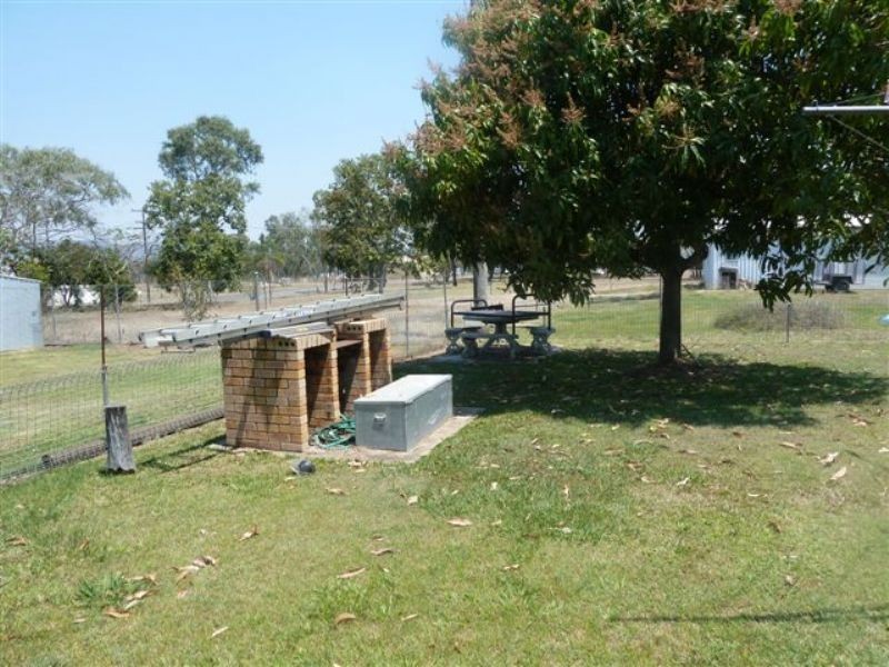 3 MURPHY STREET, Dysart QLD 4745