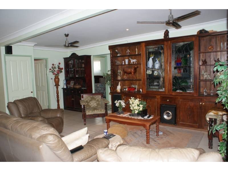 30 Benson Road, Alligator Creek QLD 4740