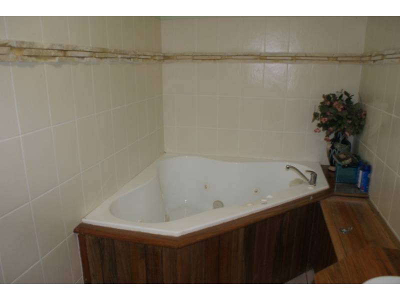 30 Benson Road, Alligator Creek QLD 4740