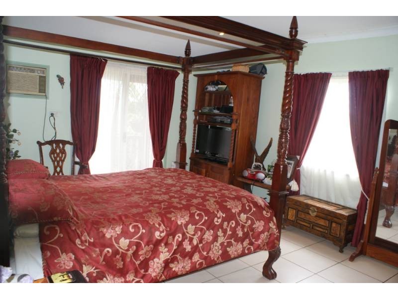 30 Benson Road, Alligator Creek QLD 4740