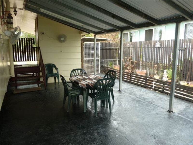 17 PERRY St, Dysart QLD 4745