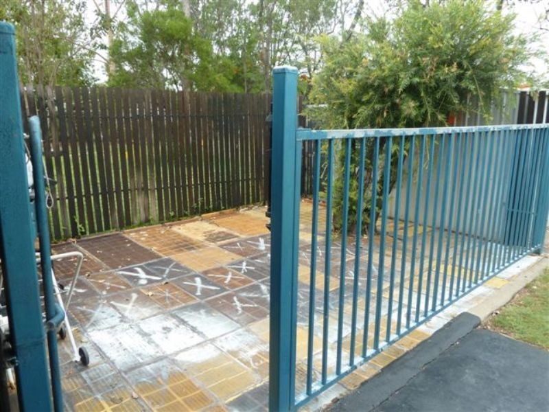 17 PERRY St, Dysart QLD 4745