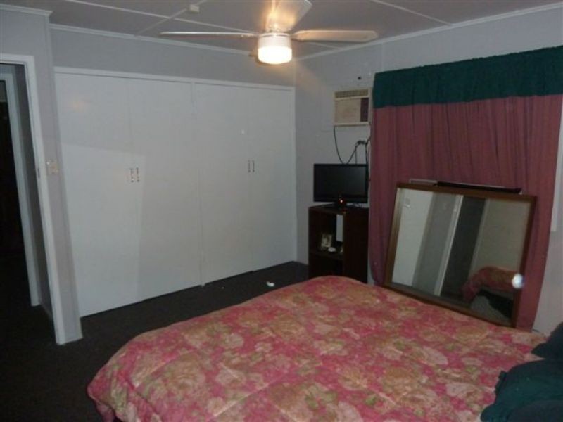 17 PERRY St, Dysart QLD 4745
