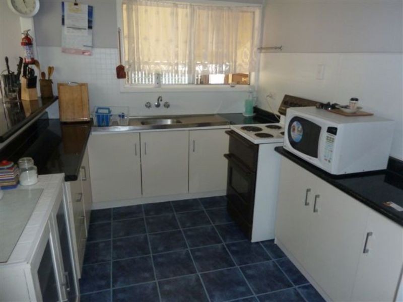 17 PERRY St, Dysart QLD 4745