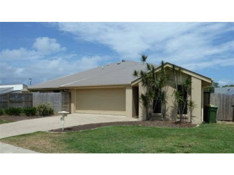 UNIT 2 Narrabeen Street, Blacks Beach, Mackay QLD 4740