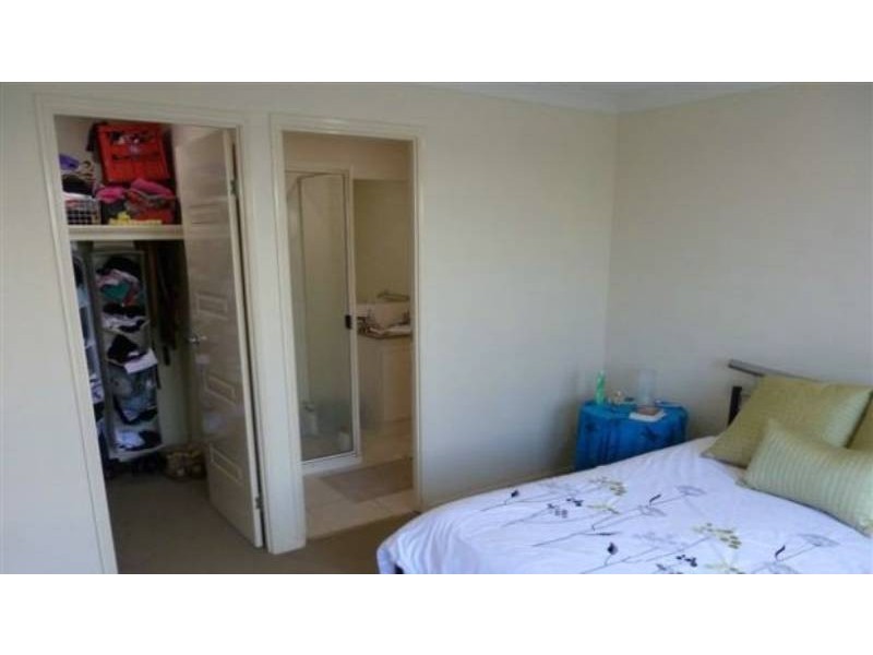 UNIT 2 Narrabeen Street, Blacks Beach, Mackay QLD 4740