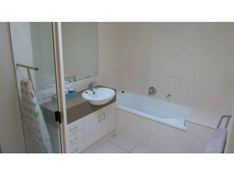 UNIT 2 Narrabeen Street, Blacks Beach, Mackay QLD 4740