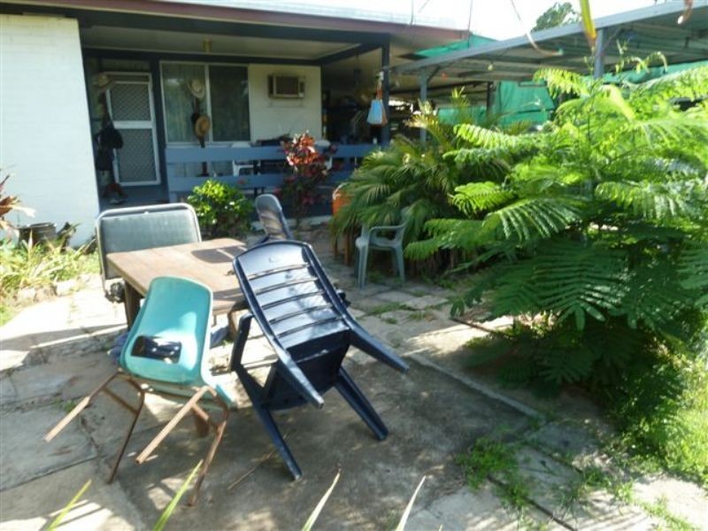 9 McCARTNEY STREET, Dysart QLD 4745