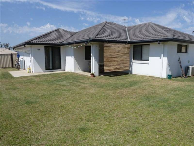 53 Hannay St, Moranbah QLD 4744