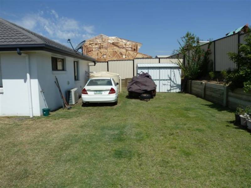 53 Hannay St, Moranbah QLD 4744