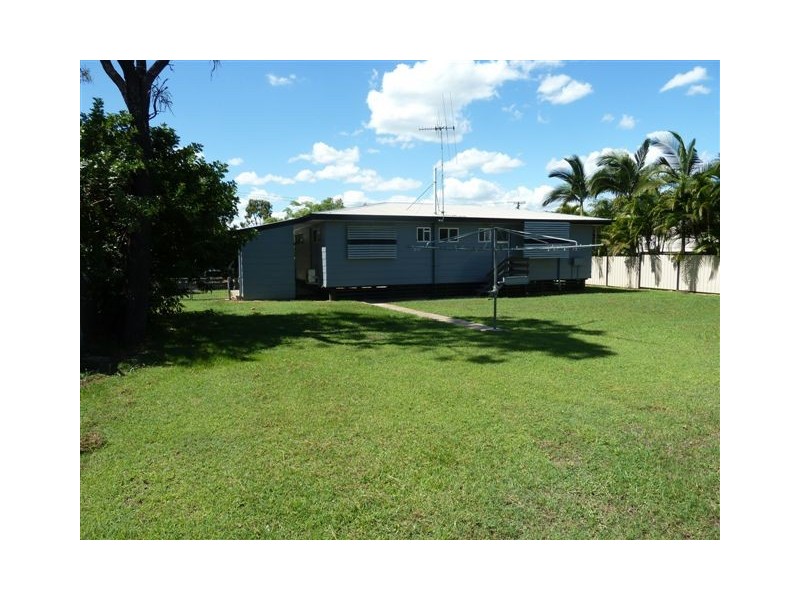 14 Scott St, Dysart QLD 4745