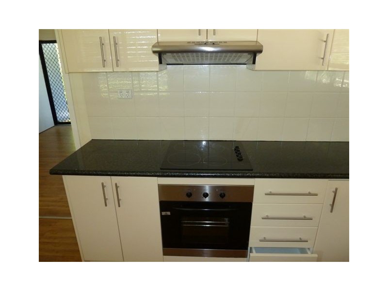 14 Scott St, Dysart QLD 4745