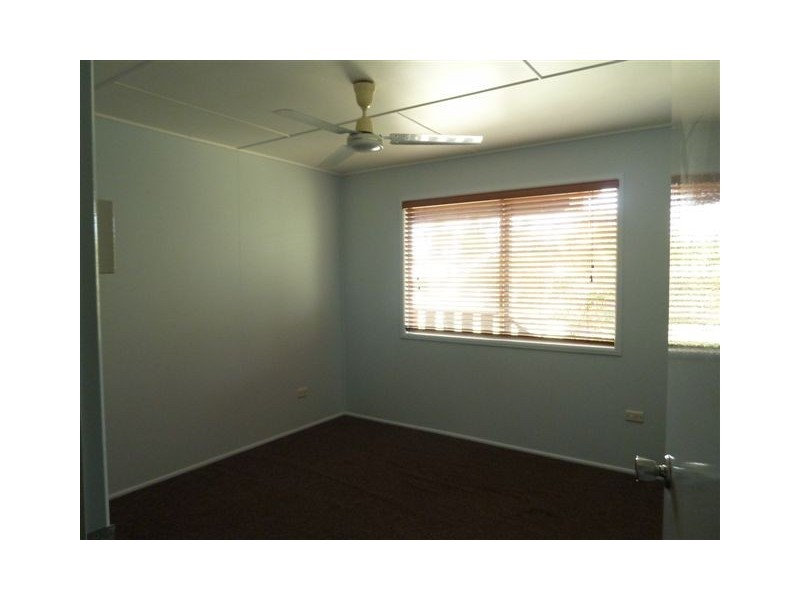 20 YEATES CRESCENT, Dysart QLD 4745