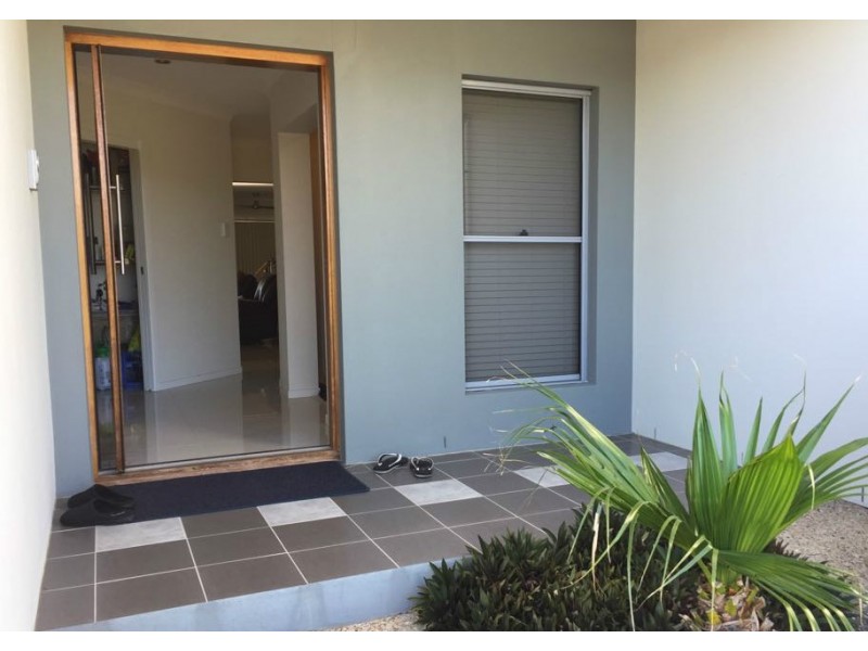 12 Stoney Creek Circuit, Ormeau QLD 4208