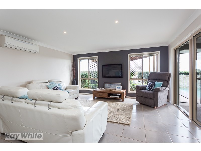 37 Bedarra Street, Redland Bay QLD 4165