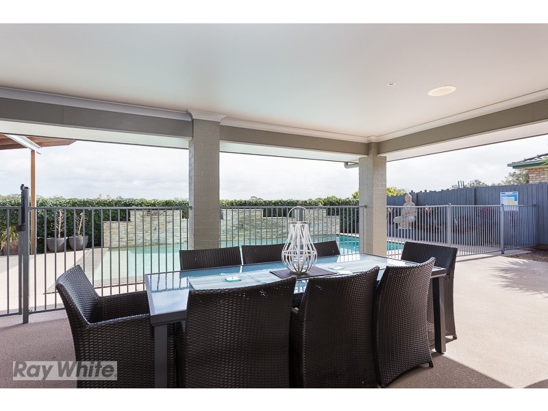 37 Bedarra Street, Redland Bay QLD 4165