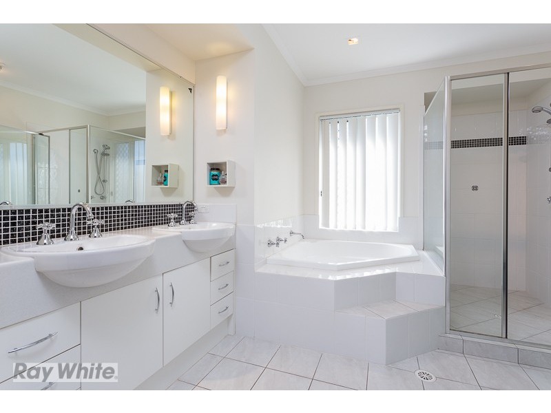 30 Tolga Road, Bonogin QLD 4213