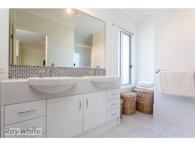 30 Tolga Road, Bonogin QLD 4213