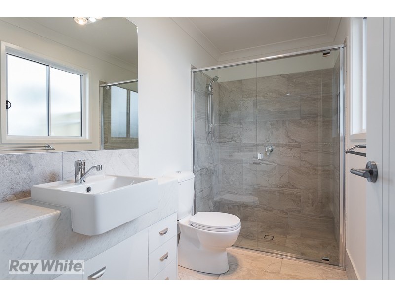 11 and 11A Chestnut Crescent, Victoria Point QLD 4165