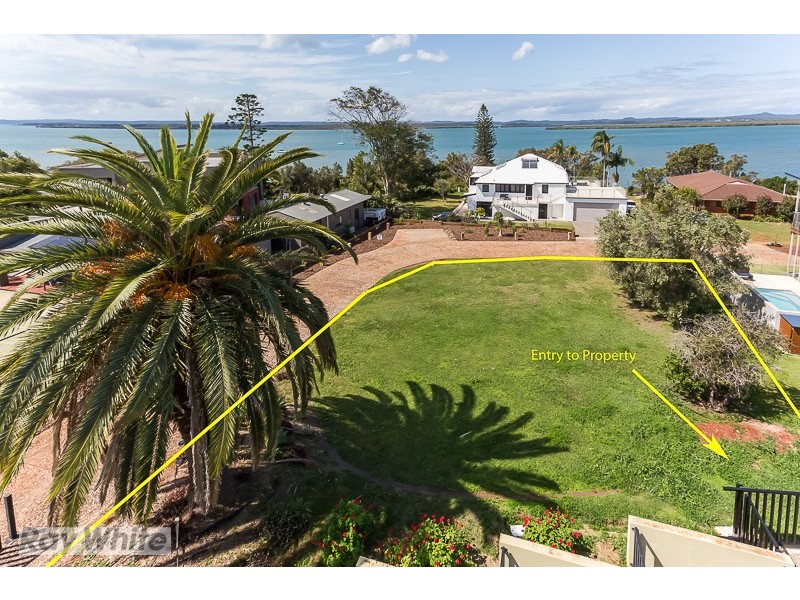 30 Wilson Esplanade, Redland Bay QLD 4165