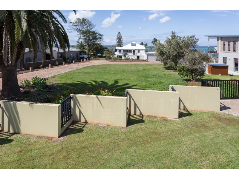 30 Wilson Esplanade, Redland Bay QLD 4165