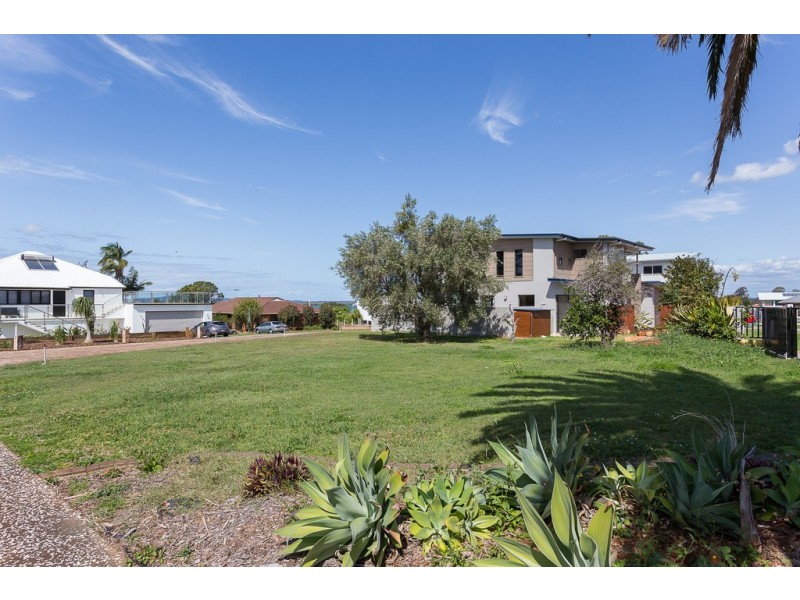 30 Wilson Esplanade, Redland Bay QLD 4165