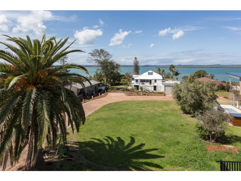 30 Wilson Esplanade, Redland Bay QLD 4165