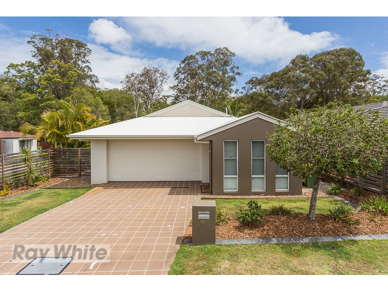 61 Azure Avenue, Redland Bay QLD 4165