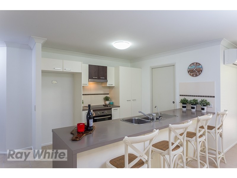 61 Azure Avenue, Redland Bay QLD 4165
