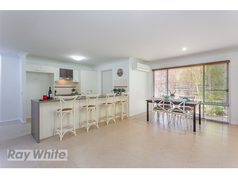 61 Azure Avenue, Redland Bay QLD 4165