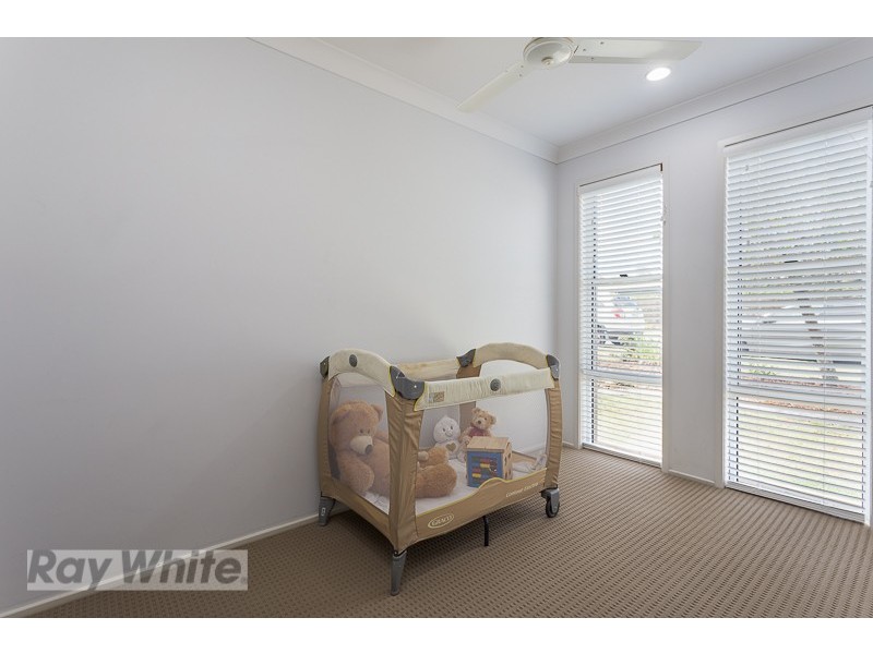 61 Azure Avenue, Redland Bay QLD 4165