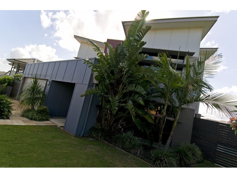 31 Bedarra Street, Redland Bay QLD 4165