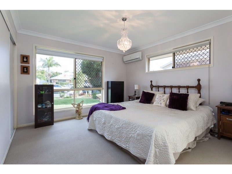 12 Darren Close, Victoria Point QLD 4165