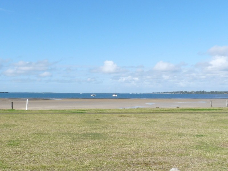 6 Manuela Street, Victoria Point QLD 4165