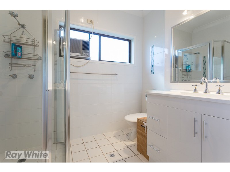 120-124 Ziegenfusz Road, Thornlands QLD 4164