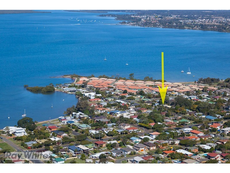 12 Base Street, Victoria Point QLD 4165