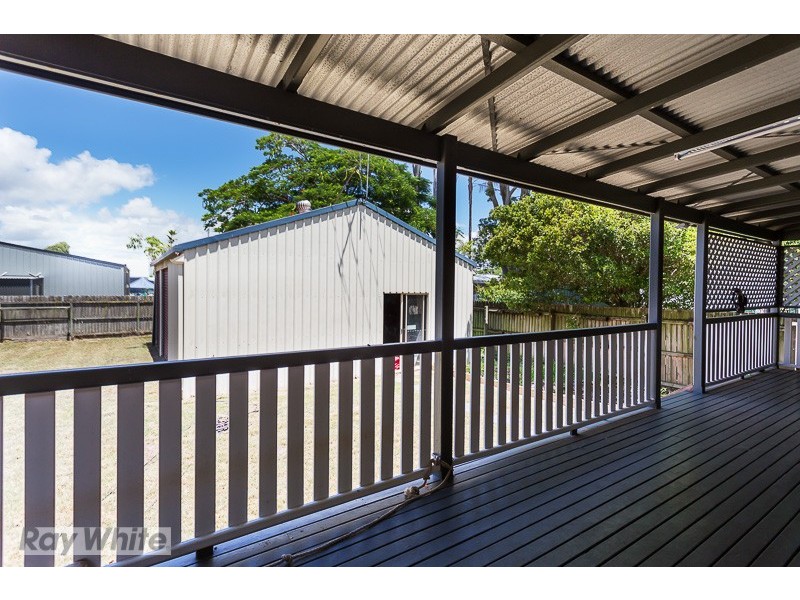 12 Base Street, Victoria Point QLD 4165