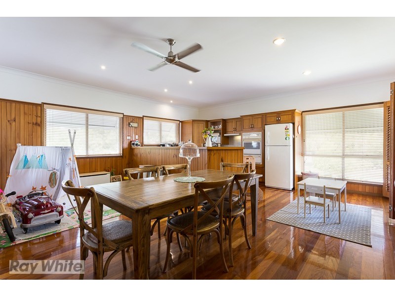 64 Riesling Street, Thornlands QLD 4164