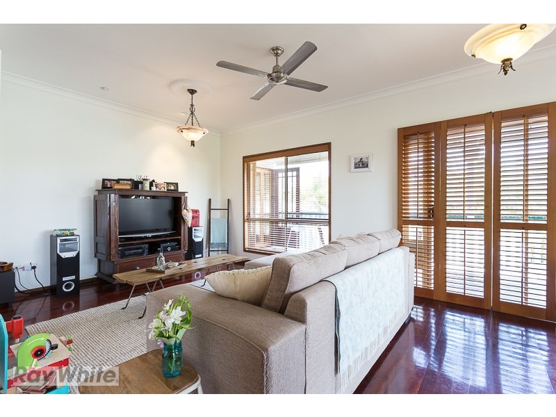 64 Riesling Street, Thornlands QLD 4164