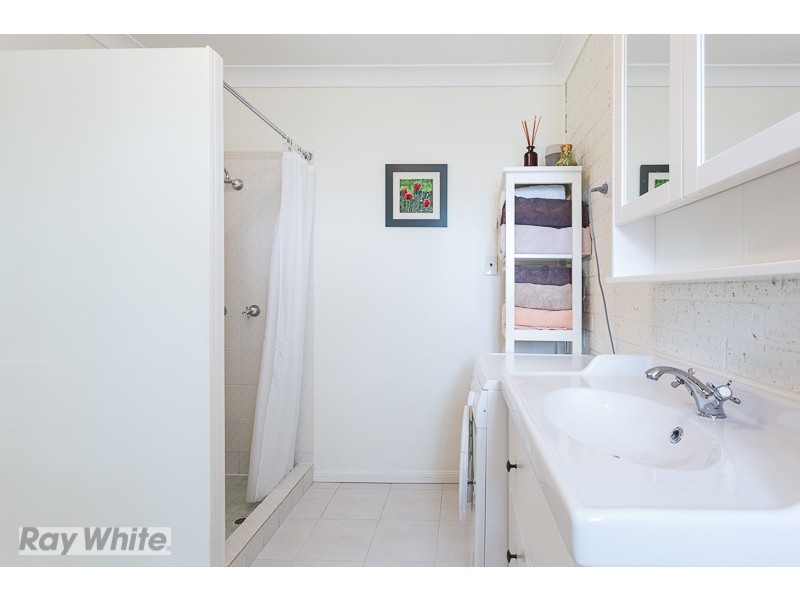 64 Riesling Street, Thornlands QLD 4164