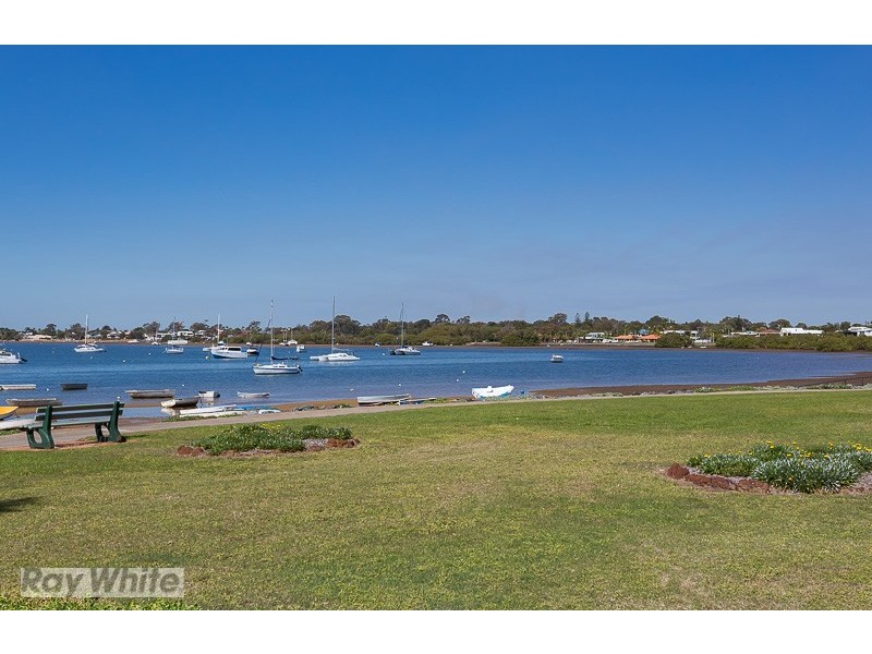 1 Bayswater Drive, Victoria Point QLD 4165