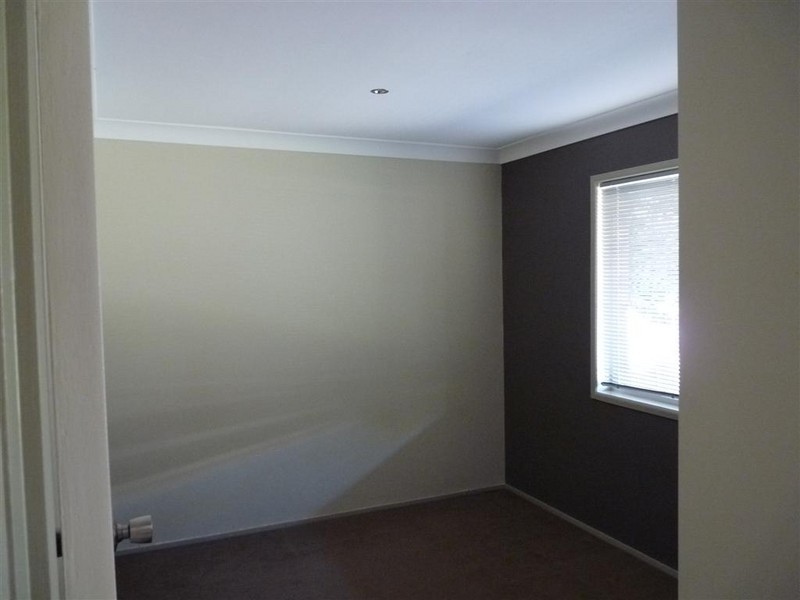 10 Oakland Avenue, Redland Bay QLD 4165