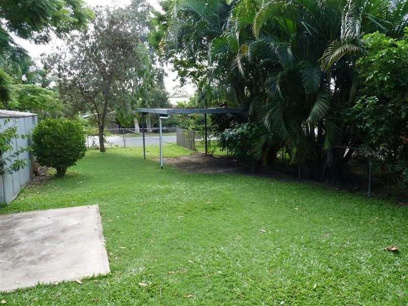 10 Oakland Avenue, Redland Bay QLD 4165