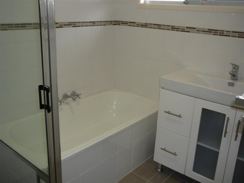 10 Oakland Avenue, Redland Bay QLD 4165