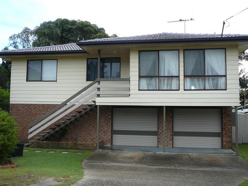 18  Kennedy Drive, Capalaba QLD 4157